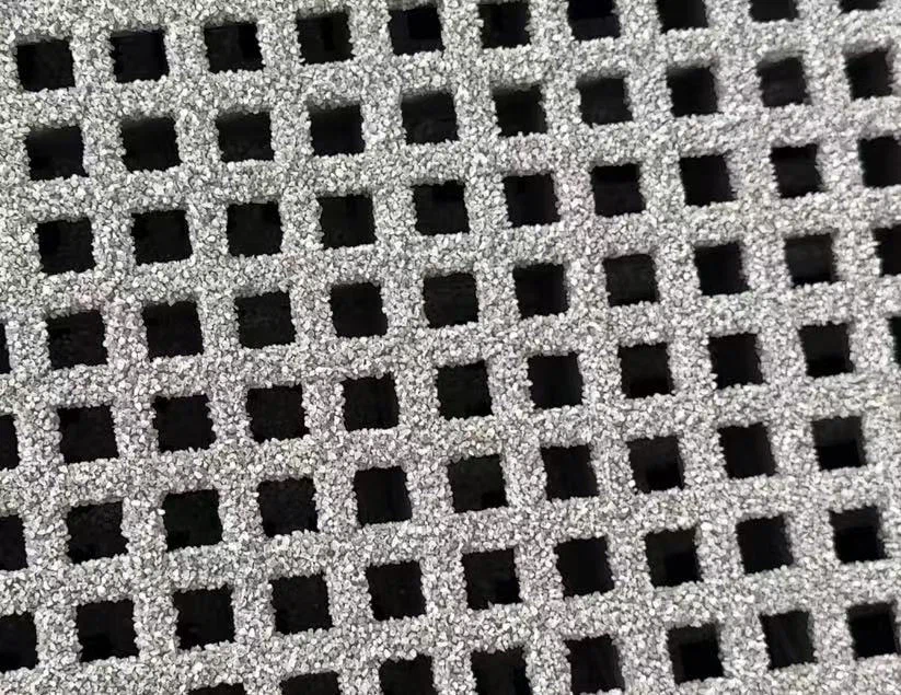 Grade de FRP antiderrapante ou antiderrapante: qual se adapta ao seu projeto?
